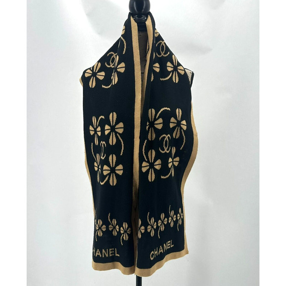CHANEL Vintage Clover Leaf Thermal Scarf Black Brown Wool Cashmere Blend OS - Picture 5 of 7